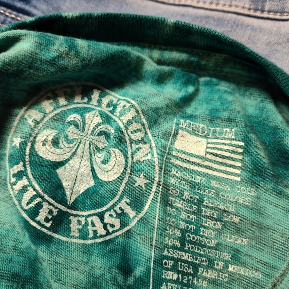Men's Affliction T-shirt - Picture 5 of 5